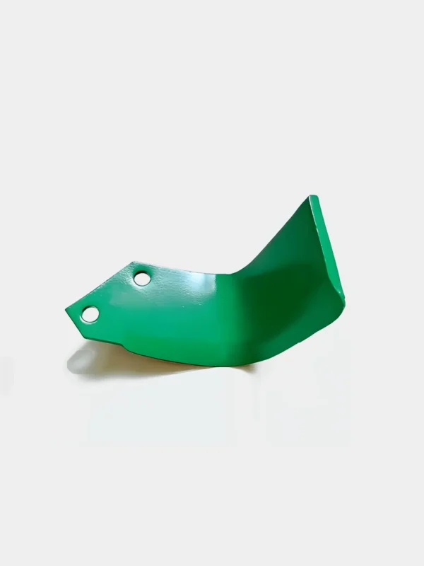 Rotary tiller blade