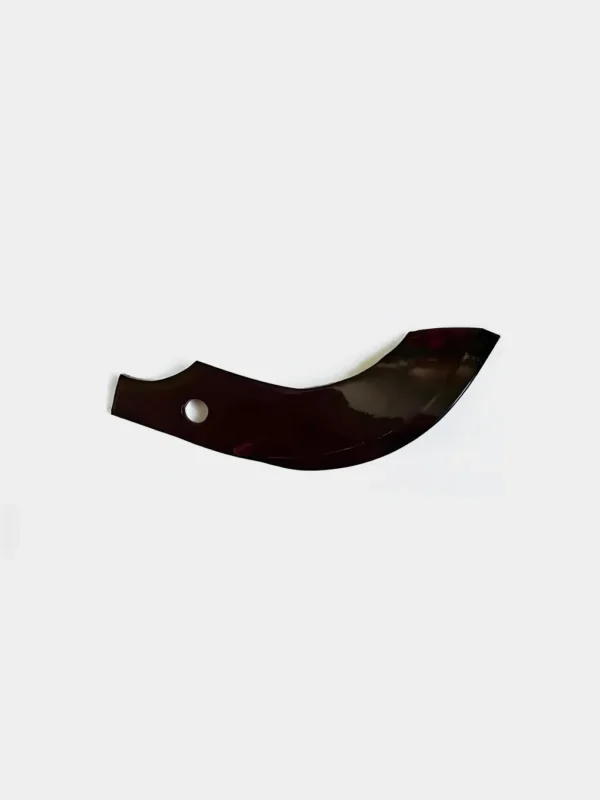 Rotary tiller blade