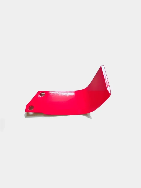 Rotary tiller blade